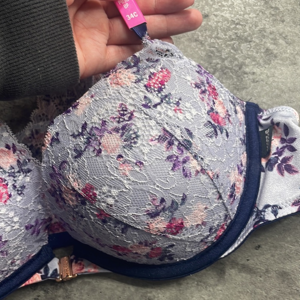 vs pink push-up bra